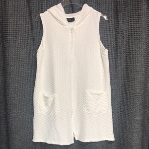 JORDAN TAYLOR Bathing Suit Coverup